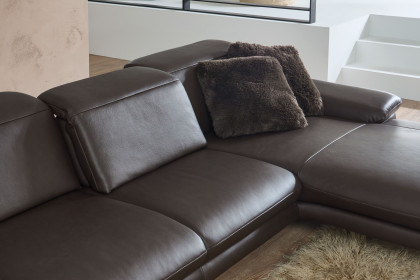 PN-IN22025 von Polinova - Ledersofa Ausführung rechts braun