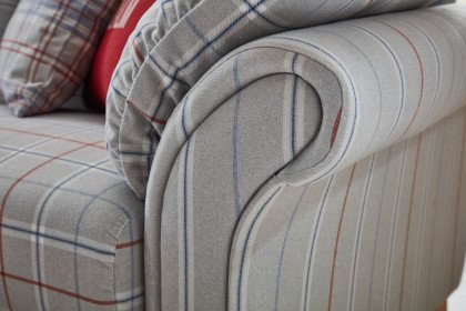 Jochberg von Schröno - Polstergarnitur hellgrau-gemustert