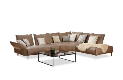 16660 Bonnie von Willi Schillig - Ledersofa Ausführung rechts sand