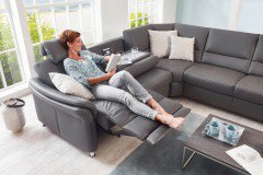 PN-EM16033 von Polinova - Ledergarnitur grau