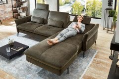 ZE-EM20156 von Zehdenick - Ecksofa Ausführung rechts olive